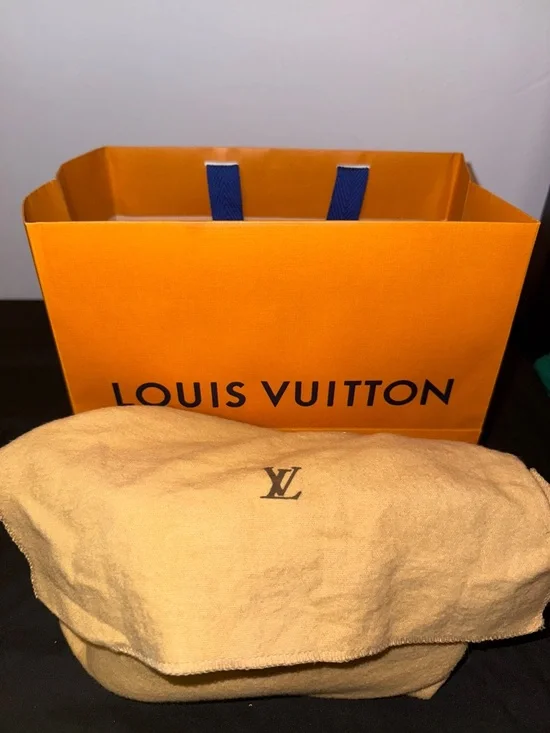 Louis Vuitton Damier Ebene Brown Crossbody Bag / Geronimos bum bag - Picture 6 of 7